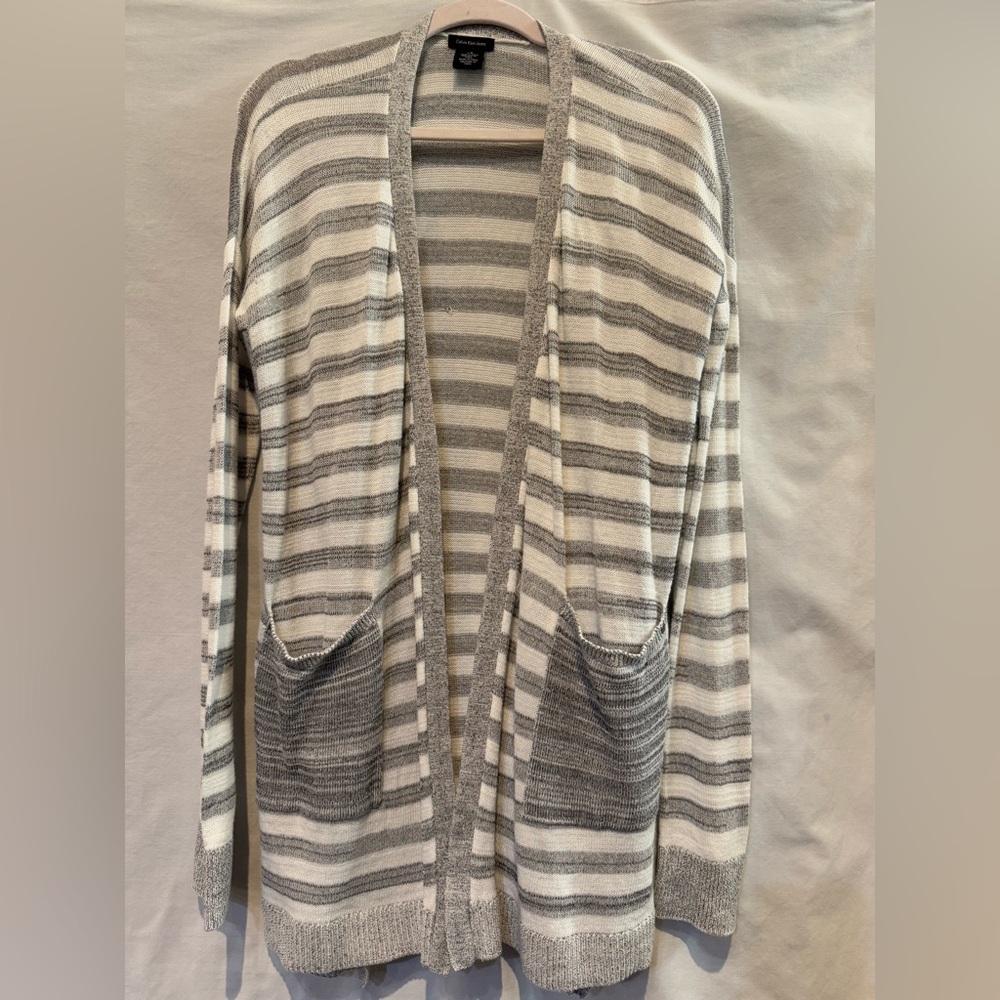 NWOT - Calvin Klein Jeans Gray And White Open Front Dropped Shoulder Cardigan